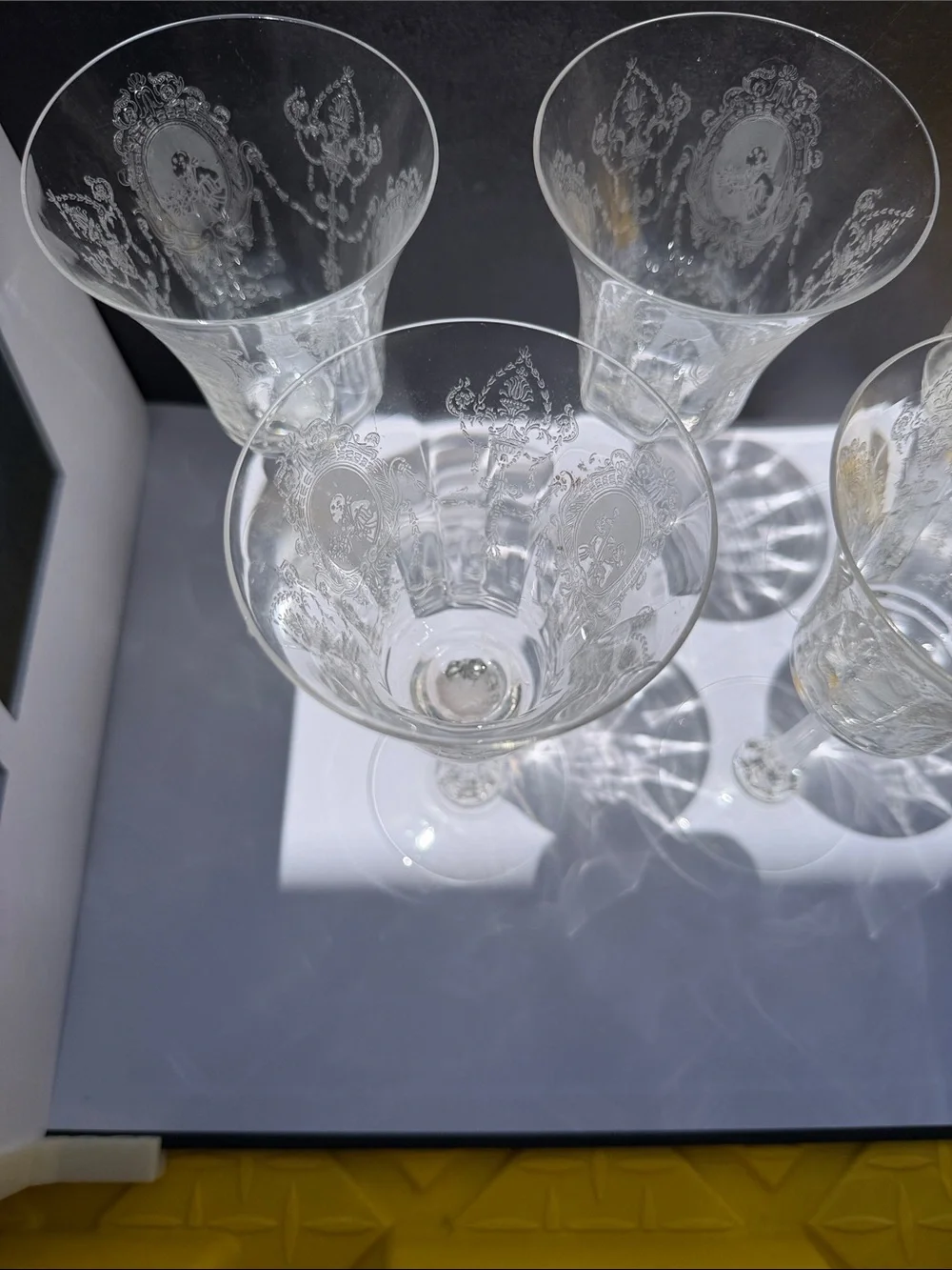 Vintage Elegant Clear Etched Crystal Wine Glasses - Set of 5